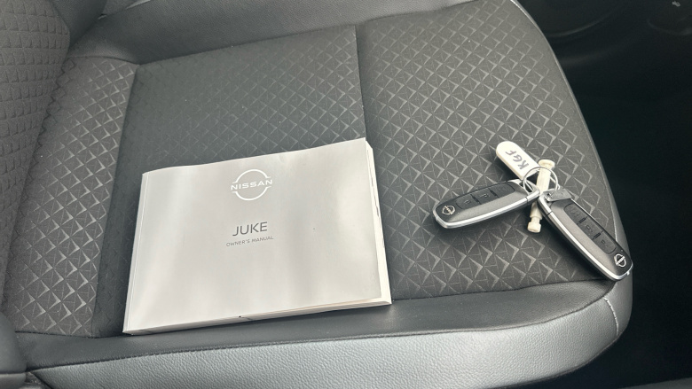 Nissan Juke 1.6 Hybrid N-Connecta 5dr Auto Hybrid Hatchback